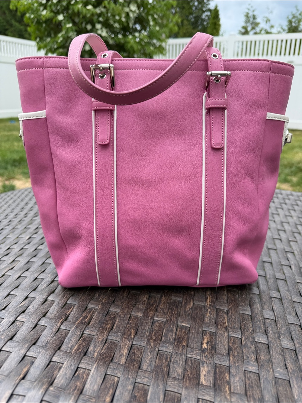 Vintage Y2K-era Coach Hampton Gallery Leather Tote Bag - Picture 4 of 14
